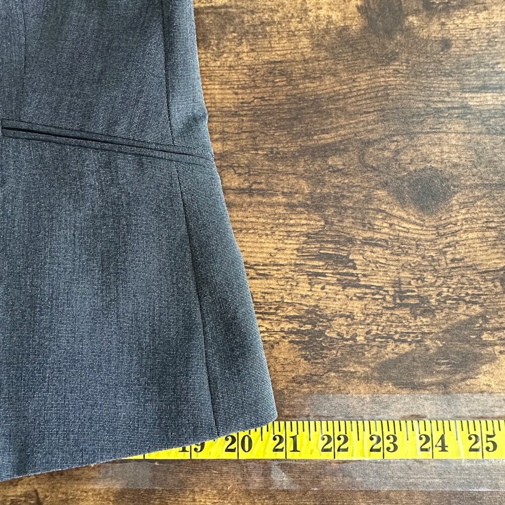 Womens Blazer Sz 14 Dark Gray Cropped Modern Single Breasted Academia Preppy EUC - Picture 6 of 9